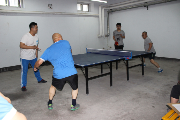2016年6月12日中国医药2016年乒乓球整体赛新疆赛区在新疆天方恒德医药有限公司举行预赛