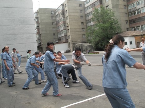 天山制药公司开展建党92周年系列运动