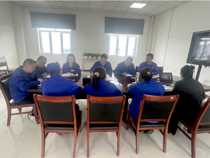 筑牢安全防线 护航稳定发展